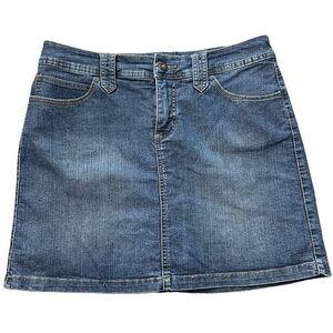 ST JOHNS BAY Denim Skort Women Size 8 Blue Stretch Built in Shorts Jean Skirt